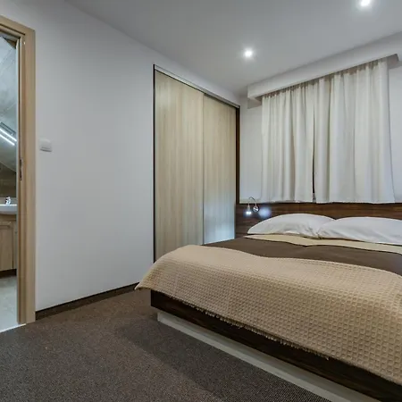 Lala Bed & Breakfast